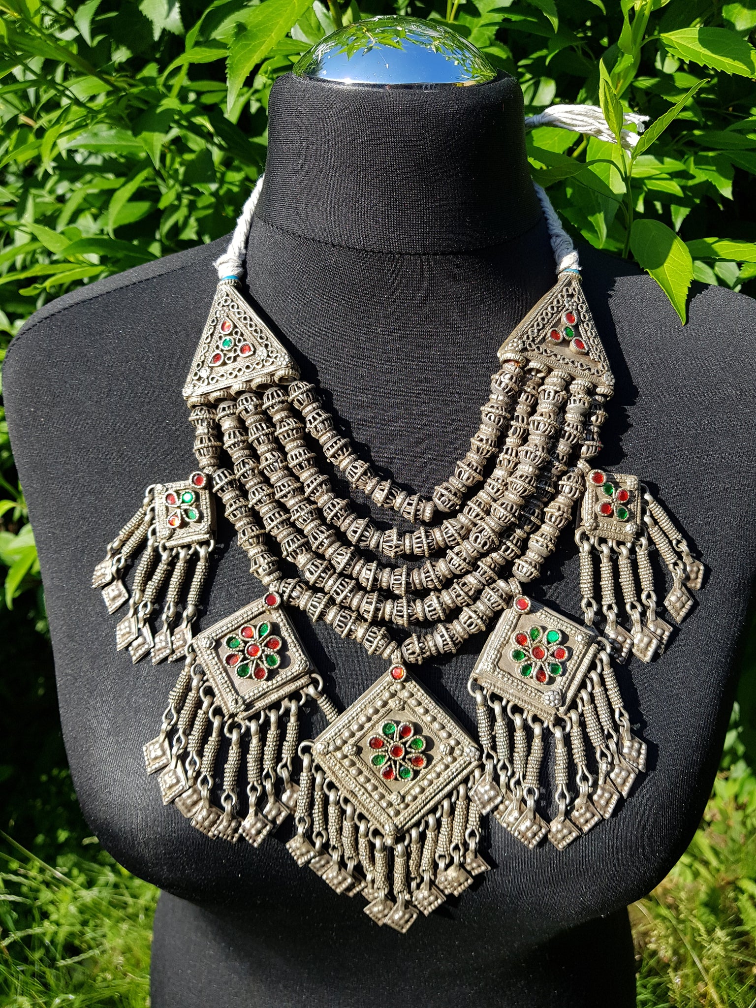 Necklace ethnic on sale